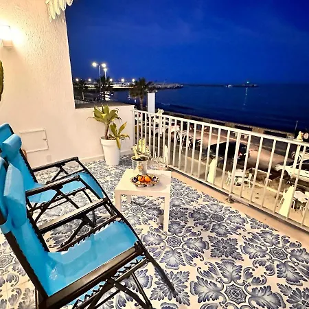 La Terrazza Sul Mare アパート *